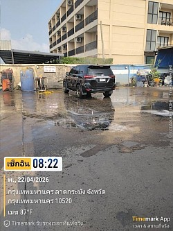 จอดสแตนบายรอรับลูกค้ากลับโคราช